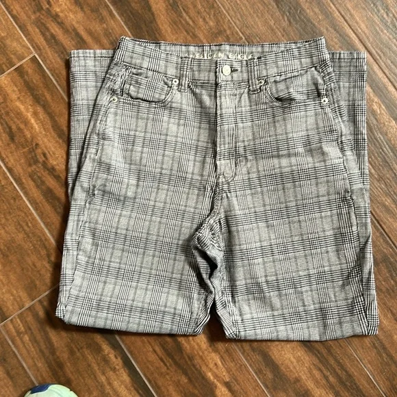 American Eagle plaid stretch Mom Jean size 6 - Picture 2 of 11